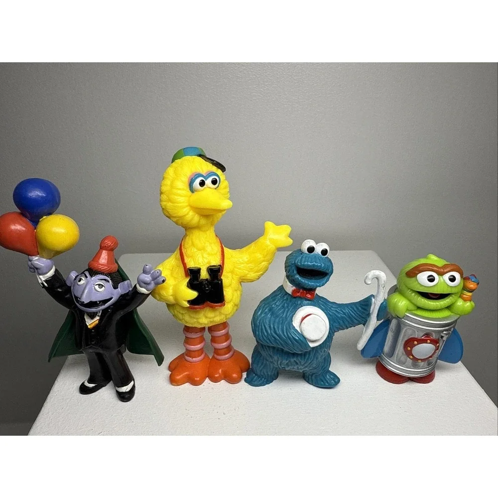 VINTAGE  JHP‎ PVC SESAME STREET BIG BIRD WITH BINOCULARS Plus Others!! Lot Of 4
